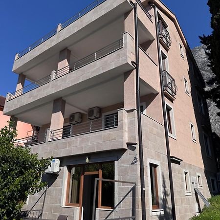 Bocche Di Cattaro Studios Екстериор снимка