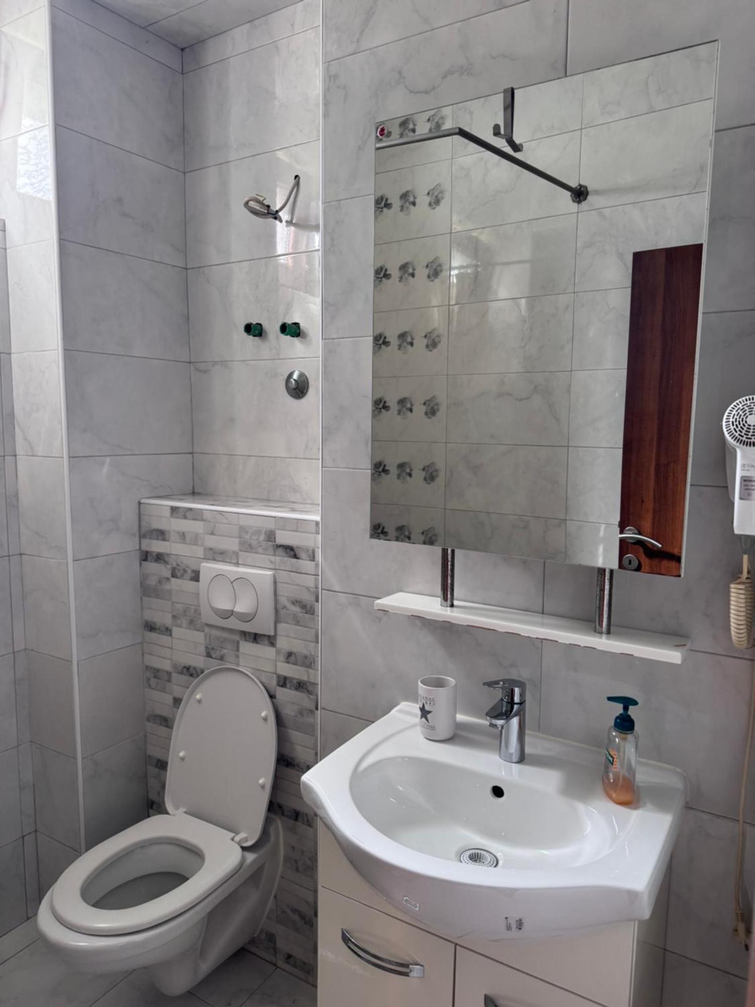 Bocche Di Cattaro Studios Екстериор снимка